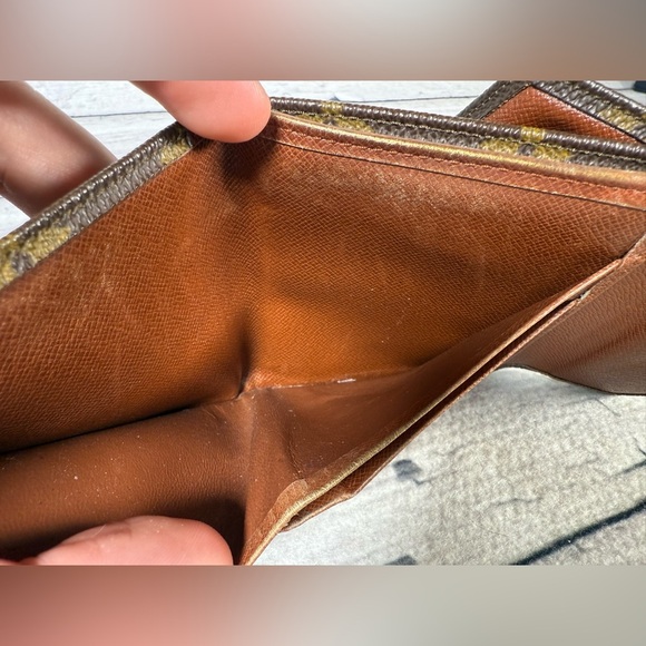 Louis Vuitton Portefeiulle Elise Trifold Wallet Monogram Canvas Leather - Picture 12 of 14